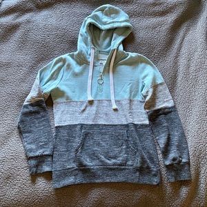 Reflex gray and blue 1/4 zip with hood